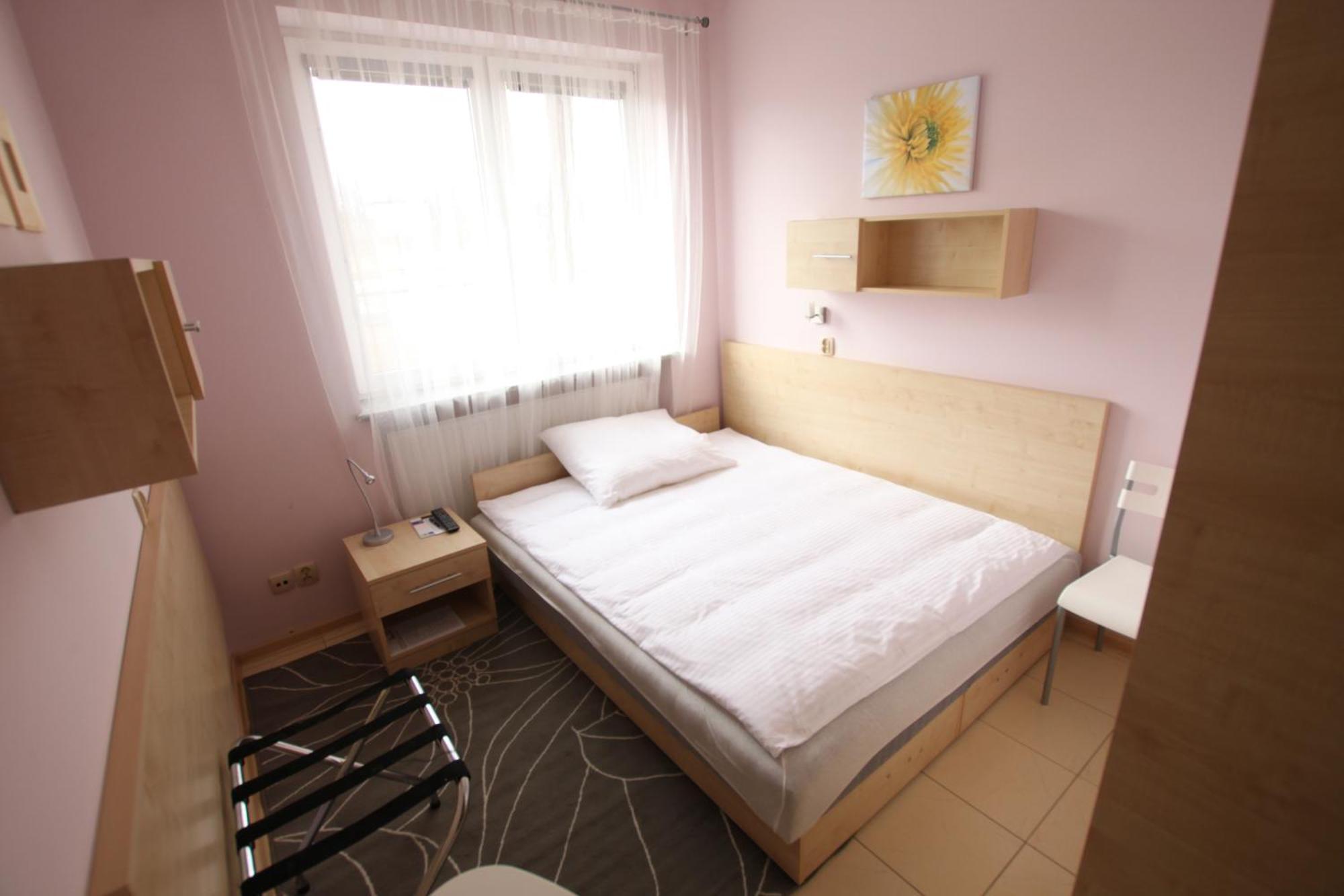 Standard Delegacyjny Bed & Breakfast Dąbrowa Górnicza Exterior foto